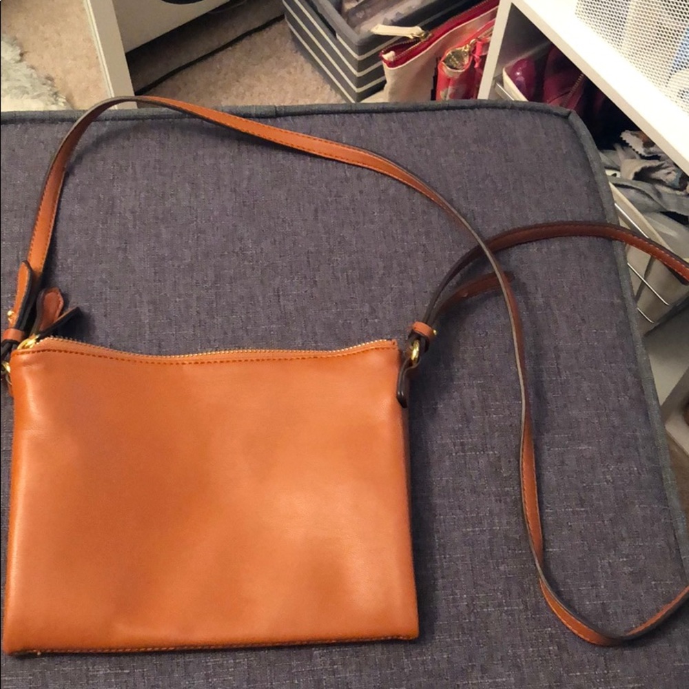 Crossbody purse
